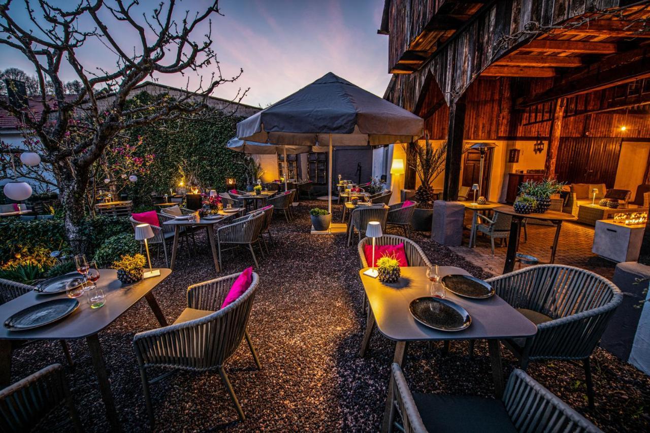 Landgasthaus & Hotel Zur Krone Dahn Dış mekan fotoğraf