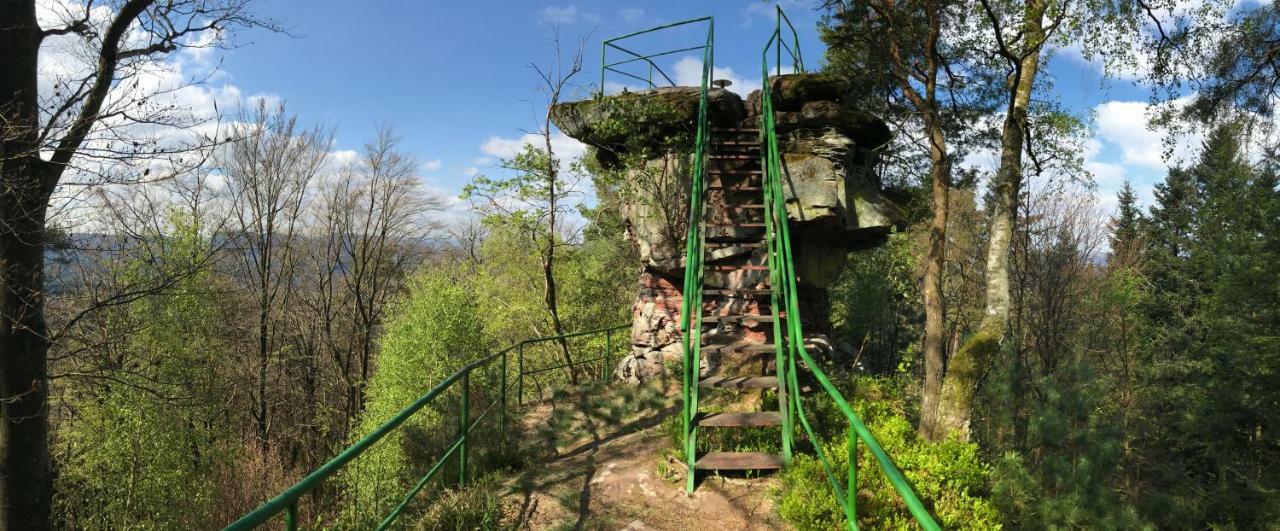 Landgasthaus & Hotel Zur Krone Dahn Dış mekan fotoğraf